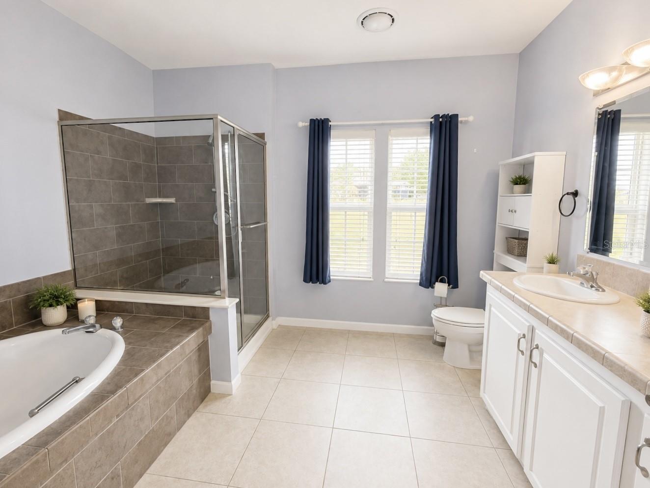 OAKLAND HILLS FIRST ADD - Residential