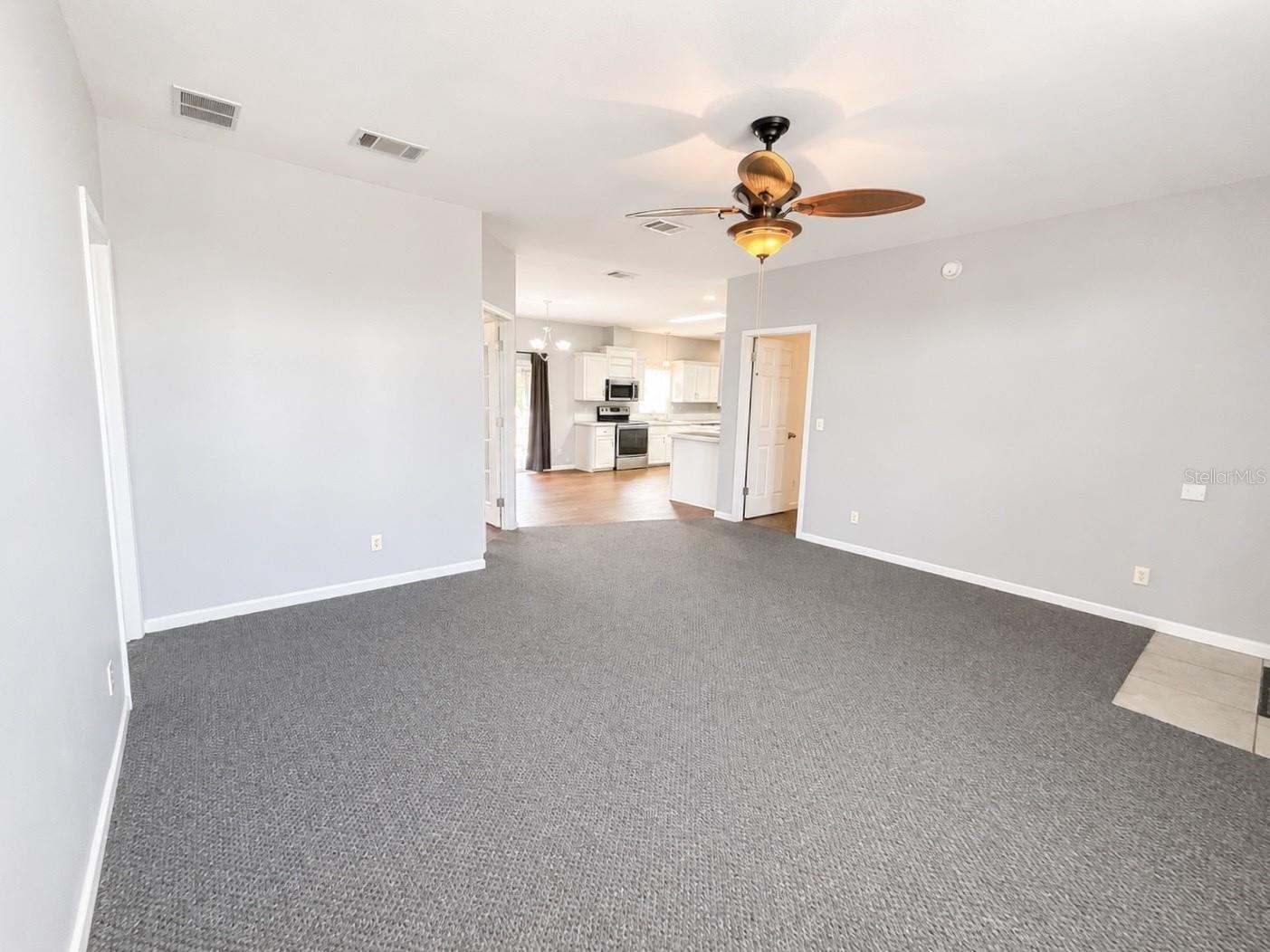 OAKLAND HILLS FIRST ADD - Residential