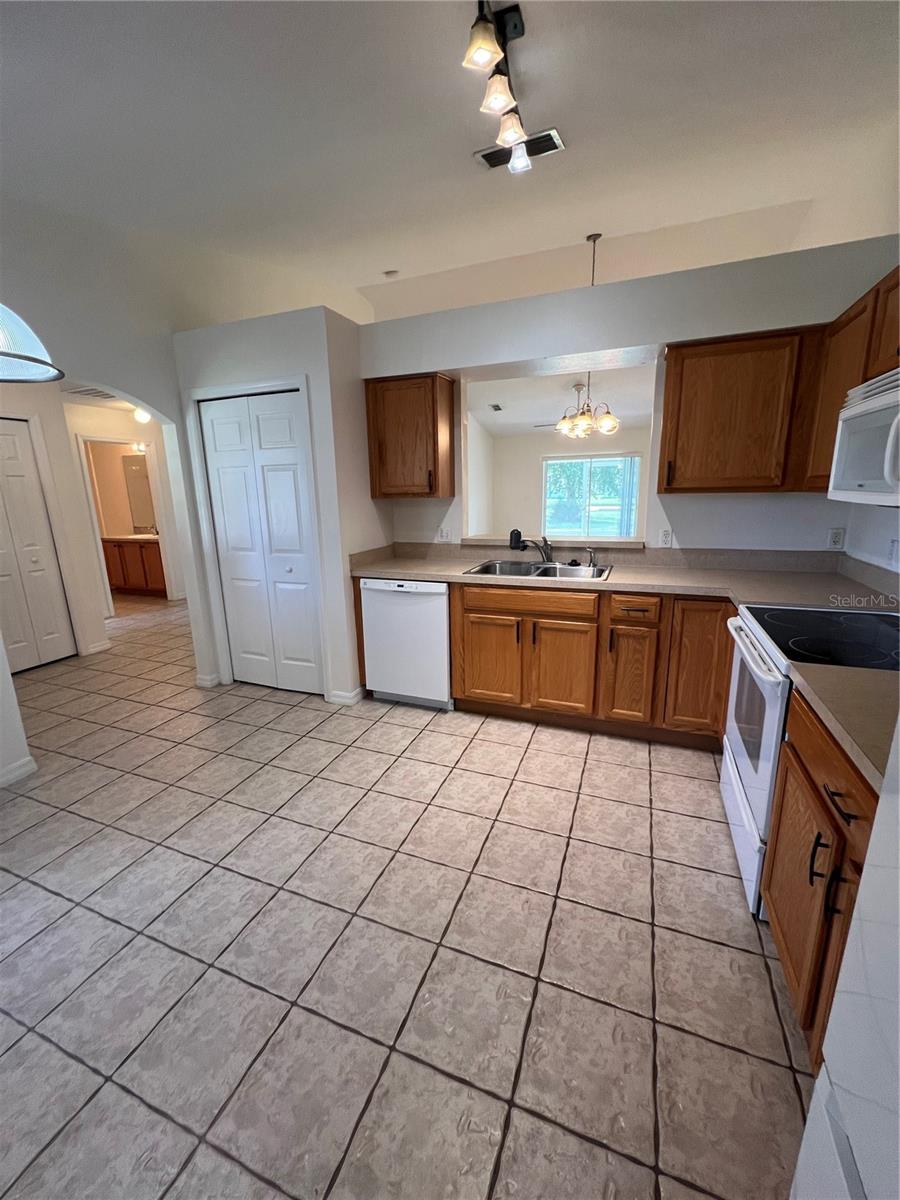 MAGNOLIA GLEN - Residential Lease