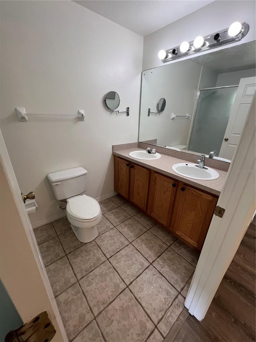 MAGNOLIA GLEN - Residential Lease