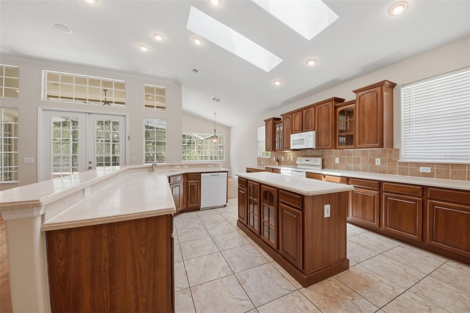 ESTATES AT SUMMER LAKES CYPRESS - Residential