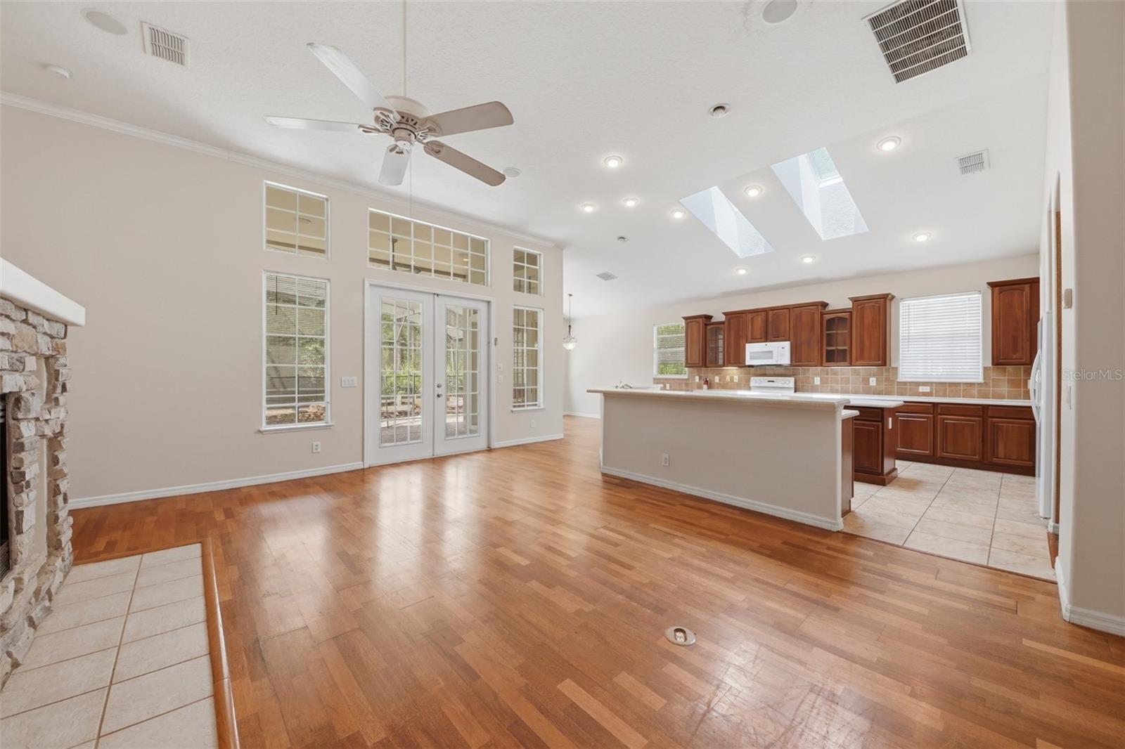 ESTATES AT SUMMER LAKES CYPRESS - Residential