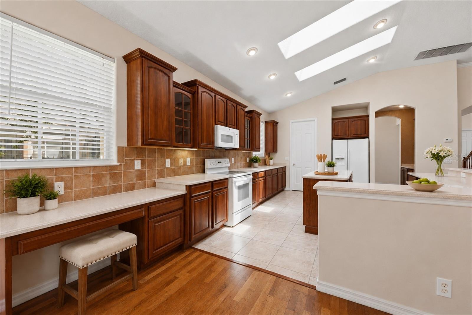 ESTATES AT SUMMER LAKES CYPRESS - Residential