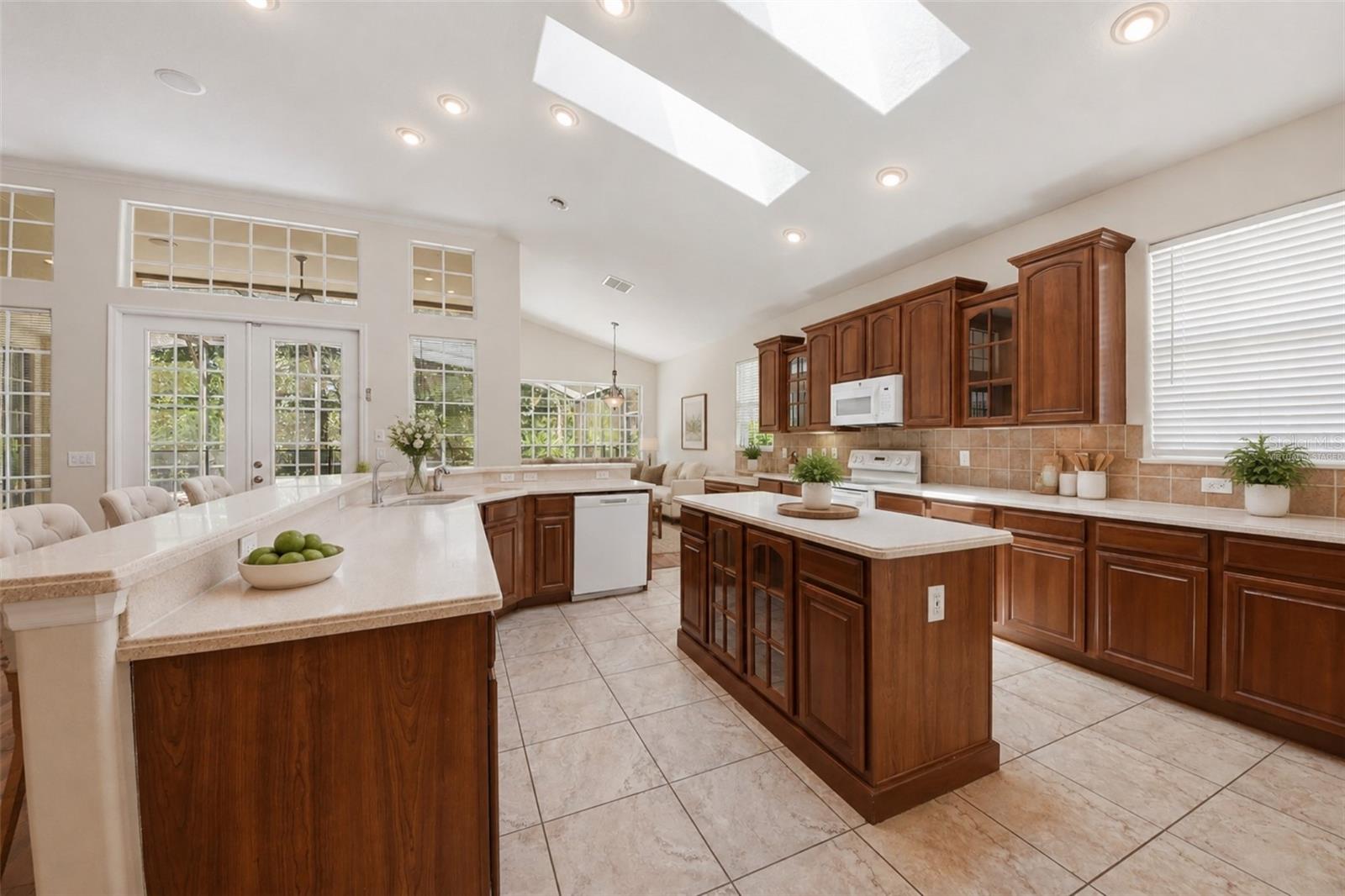 ESTATES AT SUMMER LAKES CYPRESS - Residential