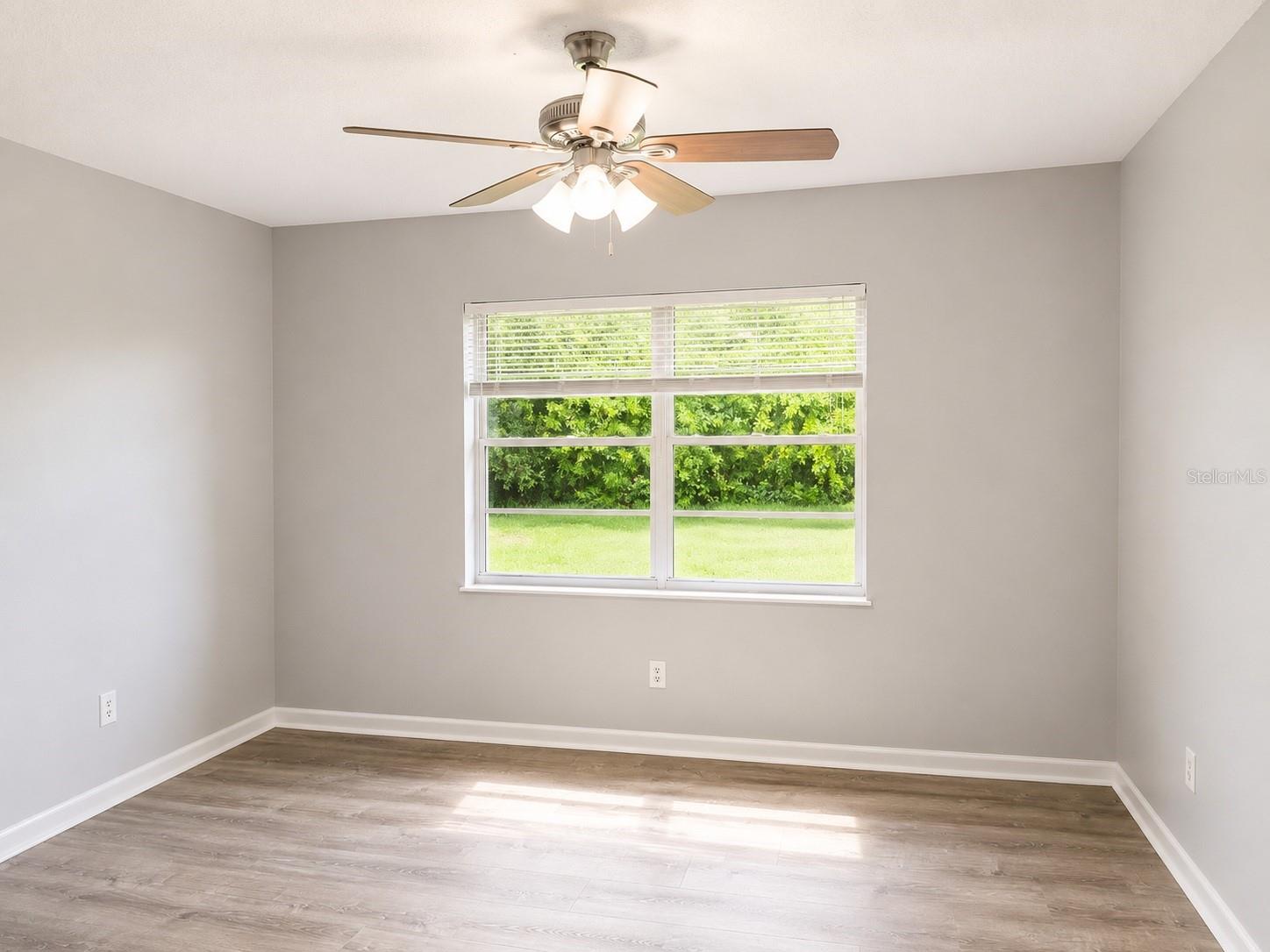 NORTHDALE SEC E UNIT 5 - Residential Lease