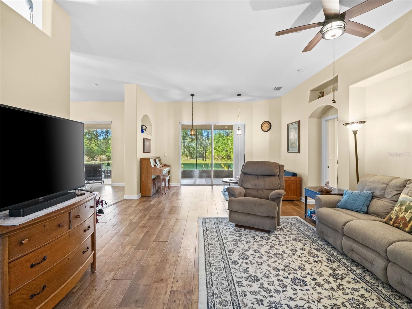 MONTEREY COVE/BAY SIDE LAKES - Residential