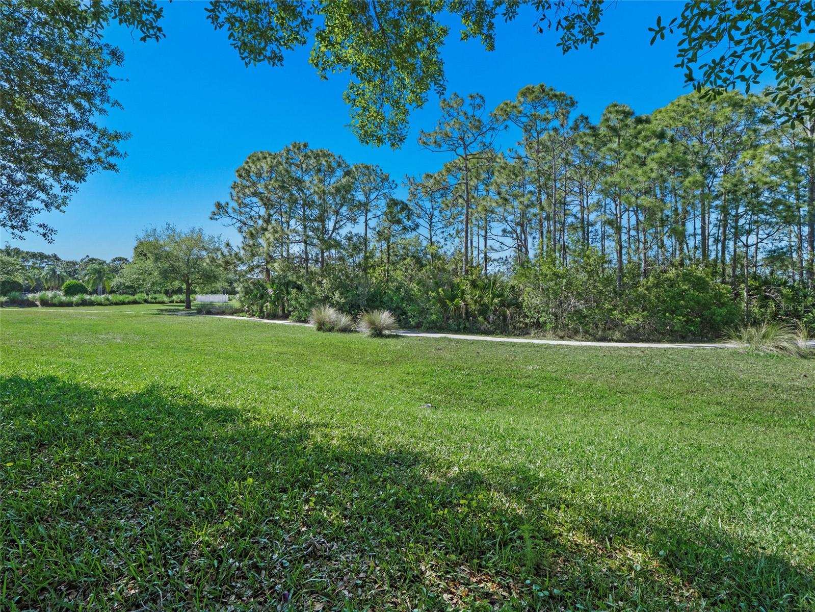MONTEREY COVE/BAY SIDE LAKES - Residential