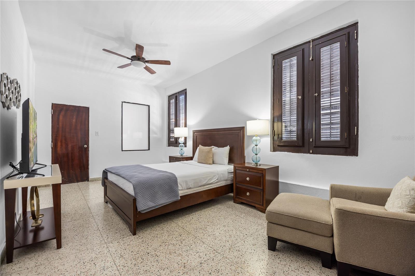 VIEJO SAN JUAN - Residential Income