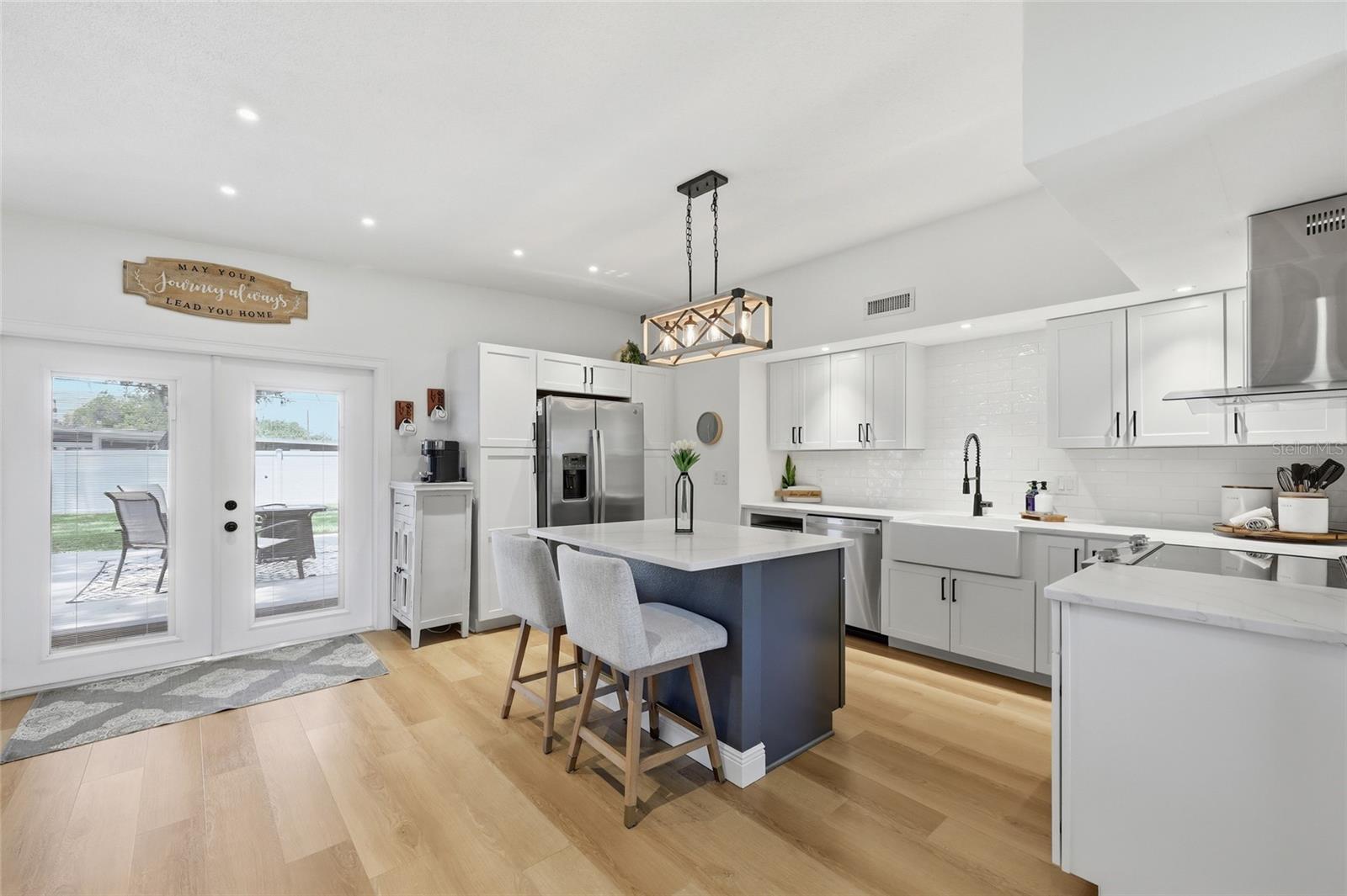 LAKE CONWAY ESTATES - Residential