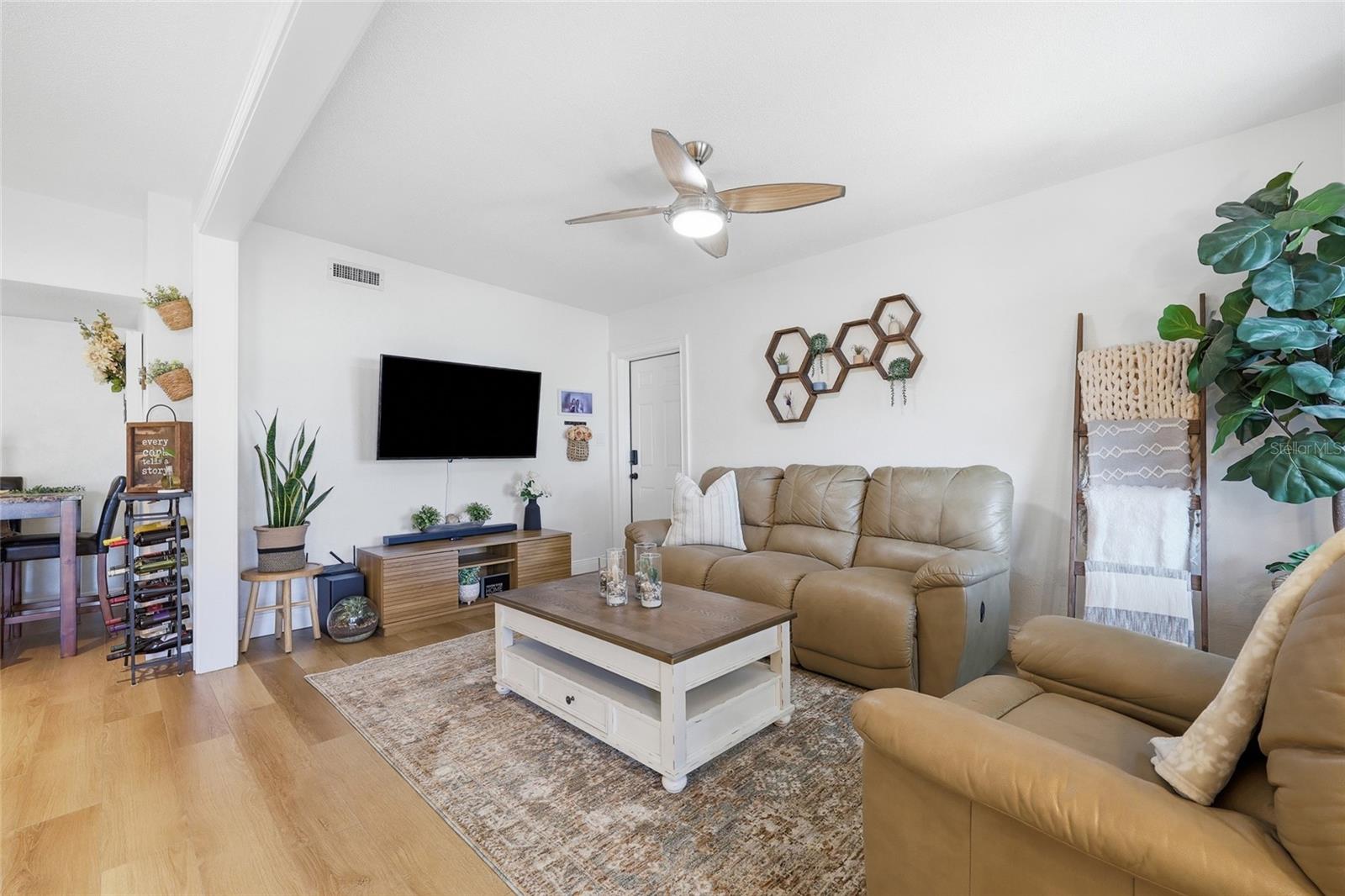 LAKE CONWAY ESTATES - Residential