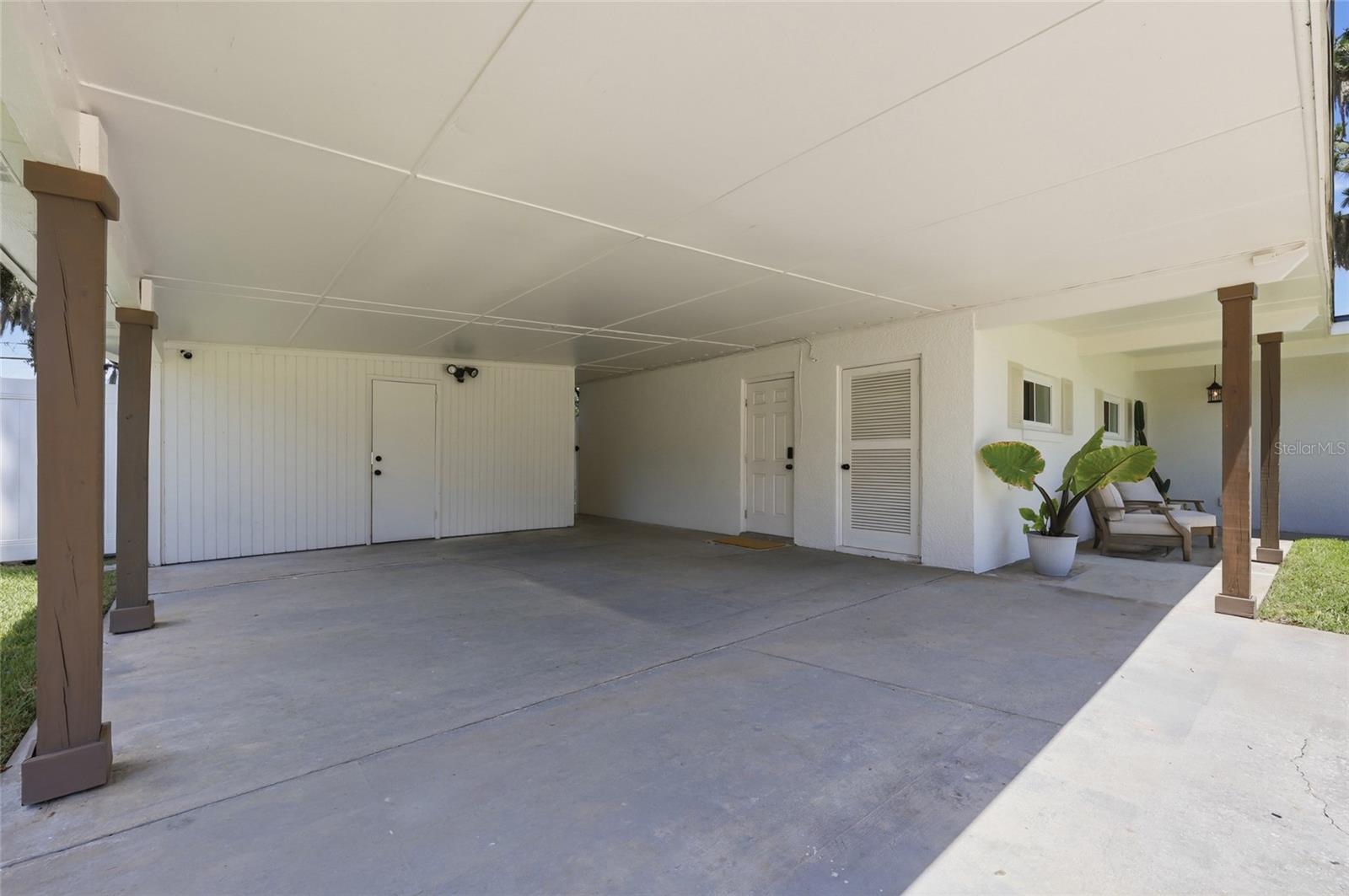 LAKE CONWAY ESTATES - Residential