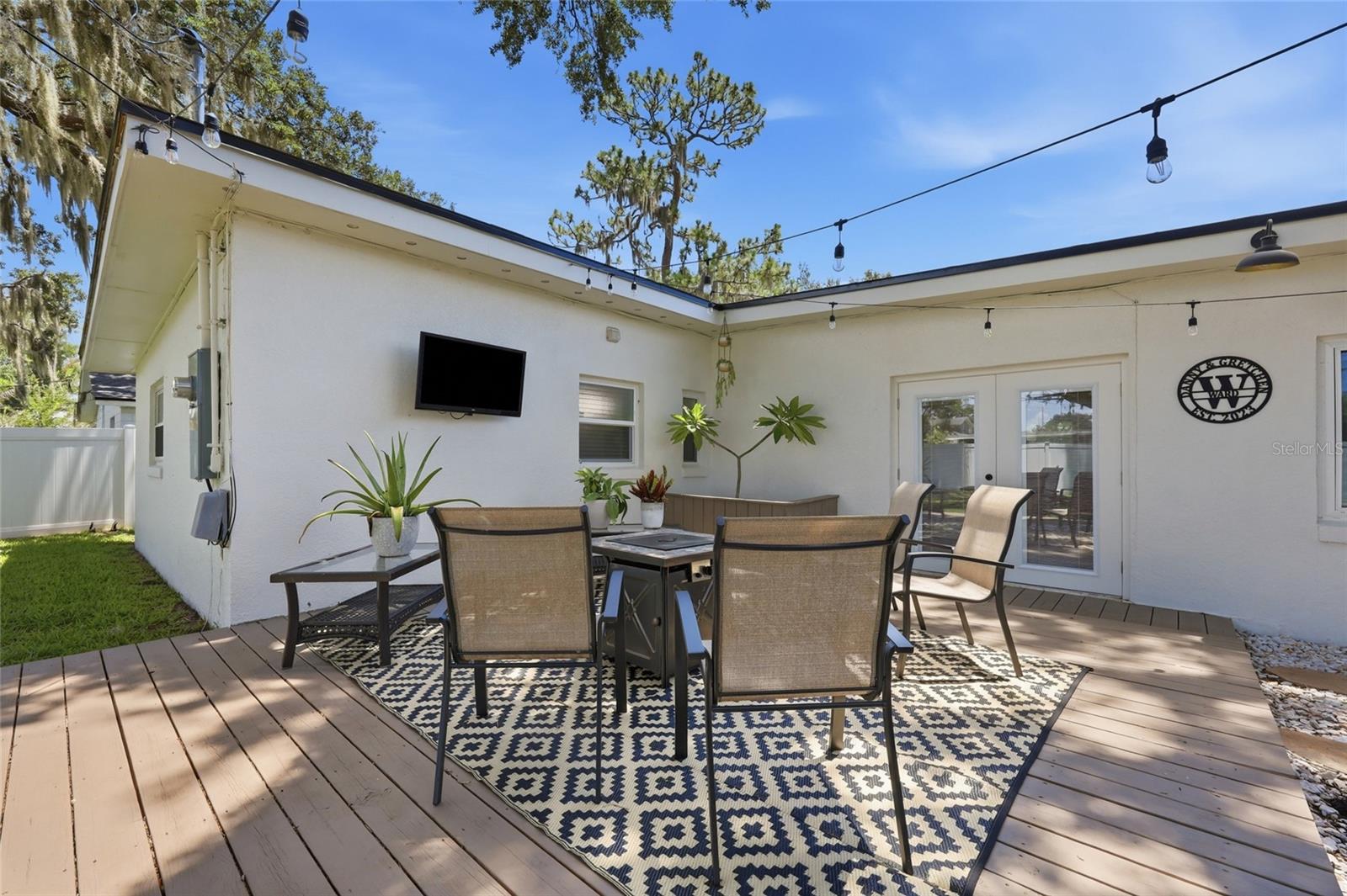 LAKE CONWAY ESTATES - Residential