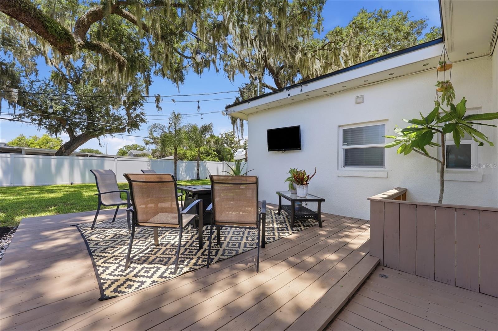 LAKE CONWAY ESTATES - Residential