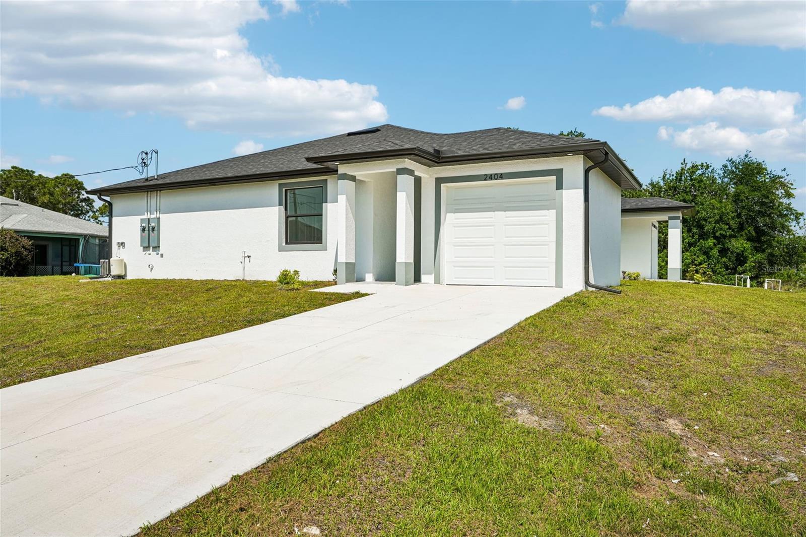 LEHIGH ESTATES - Residential Income