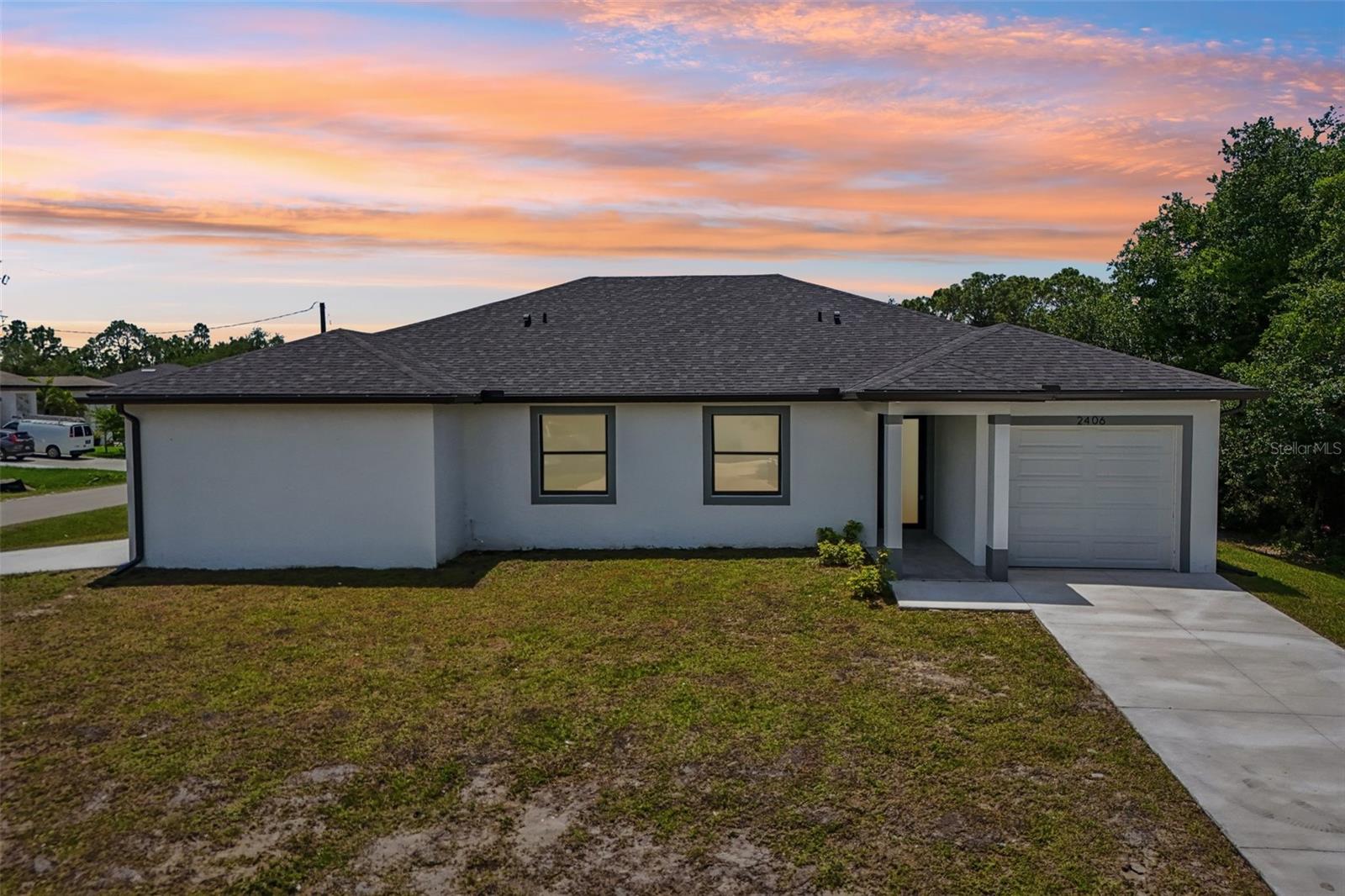 LEHIGH ESTATES - Residential Income