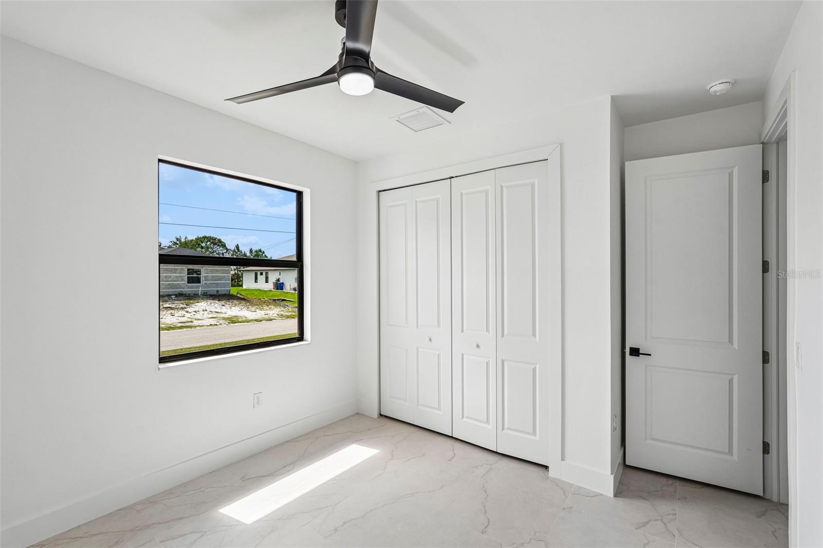 LEHIGH ESTATES - Residential Income