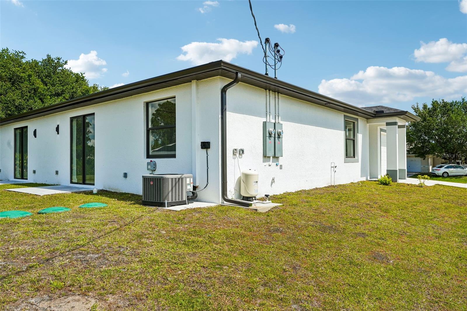 LEHIGH ESTATES - Residential Income