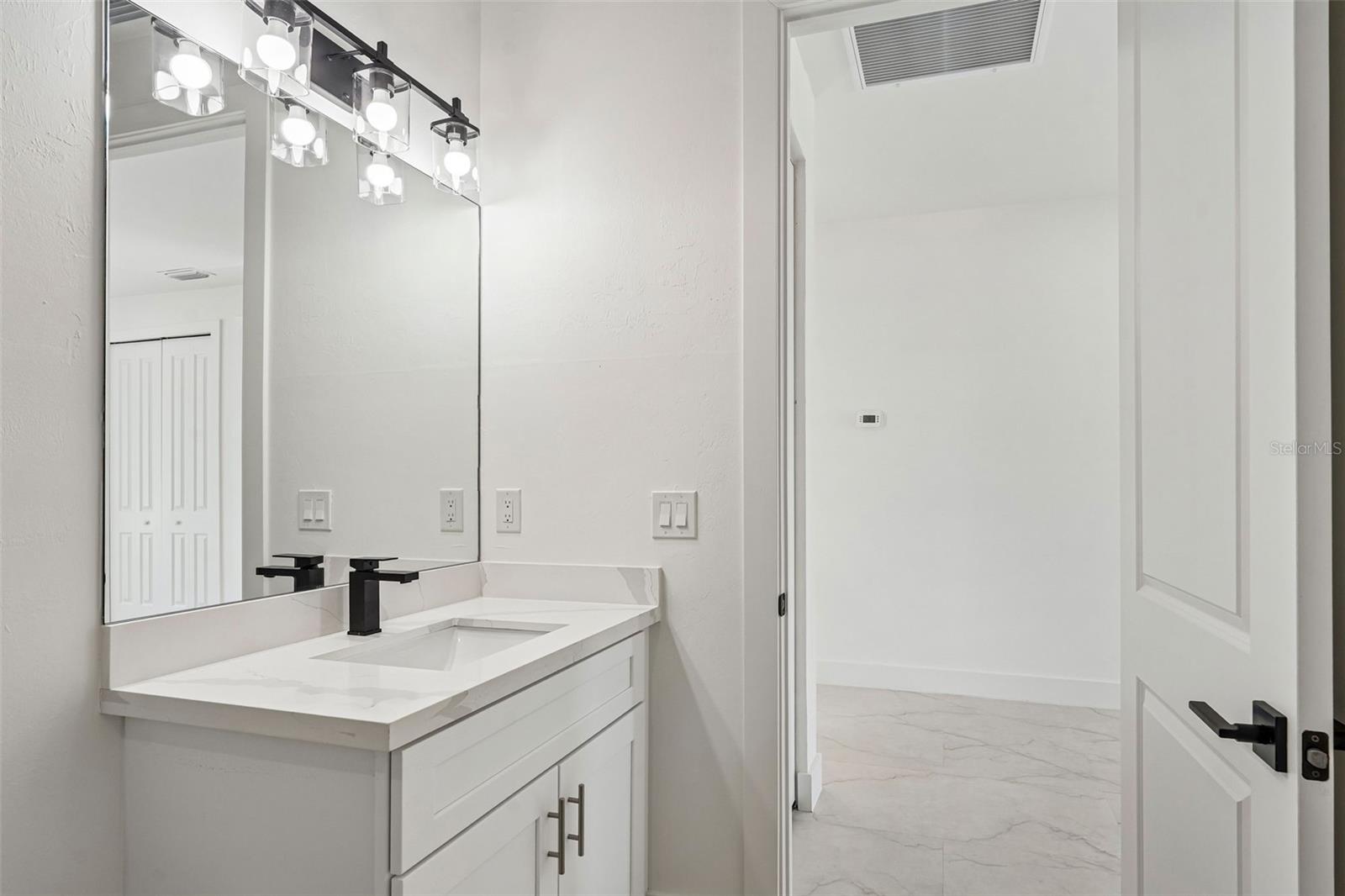 LEHIGH ESTATES - Residential Income
