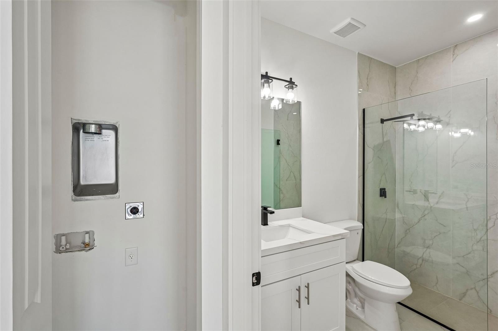 LEHIGH ESTATES - Residential Income