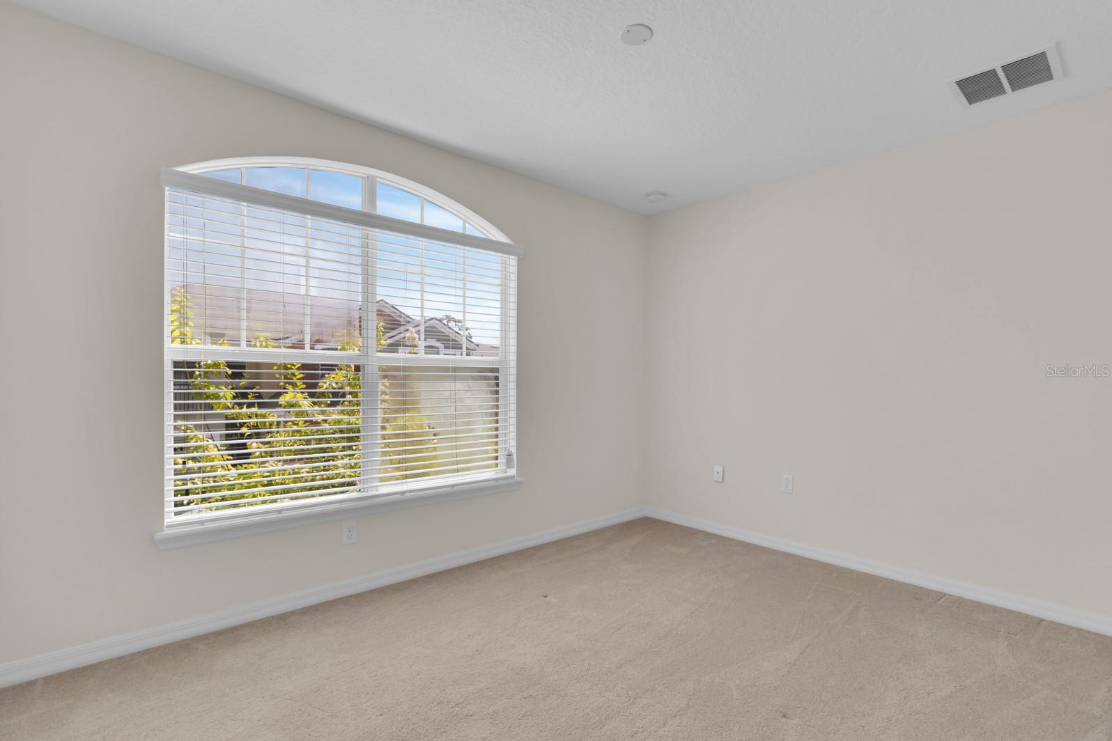RESERVE AT LOCH LAKE - Residential Lease