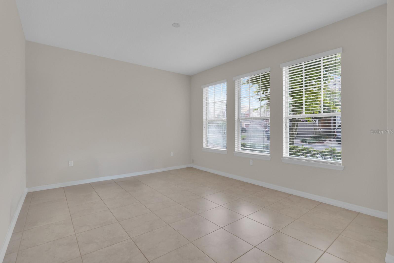 RESERVE AT LOCH LAKE - Residential Lease