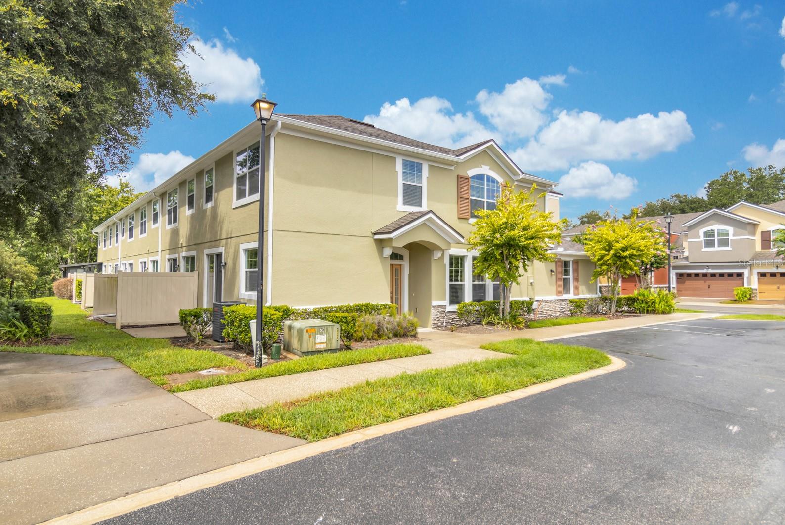 RESERVE AT LOCH LAKE - Residential Lease