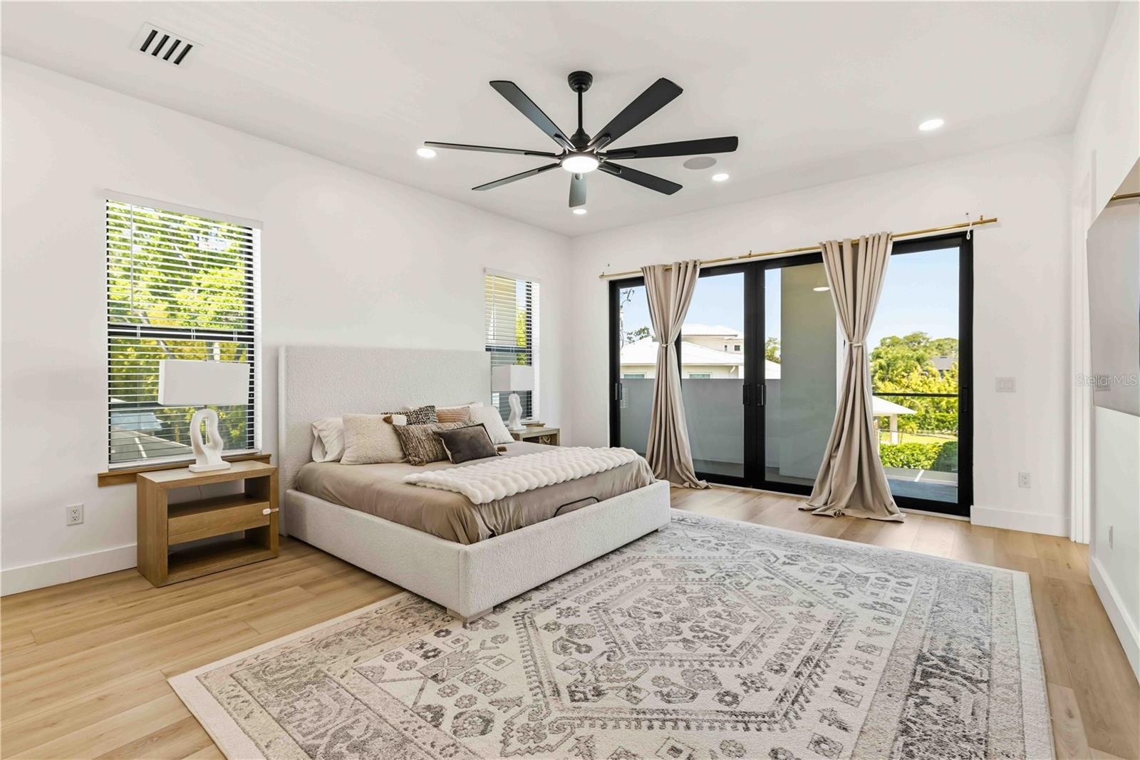 MORRISON COURT - Residential
