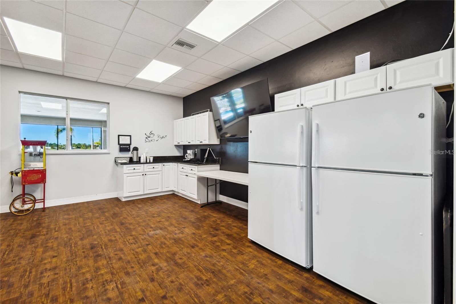 THORNTON CRK MOTORCOACH RESIDENCE - Land
