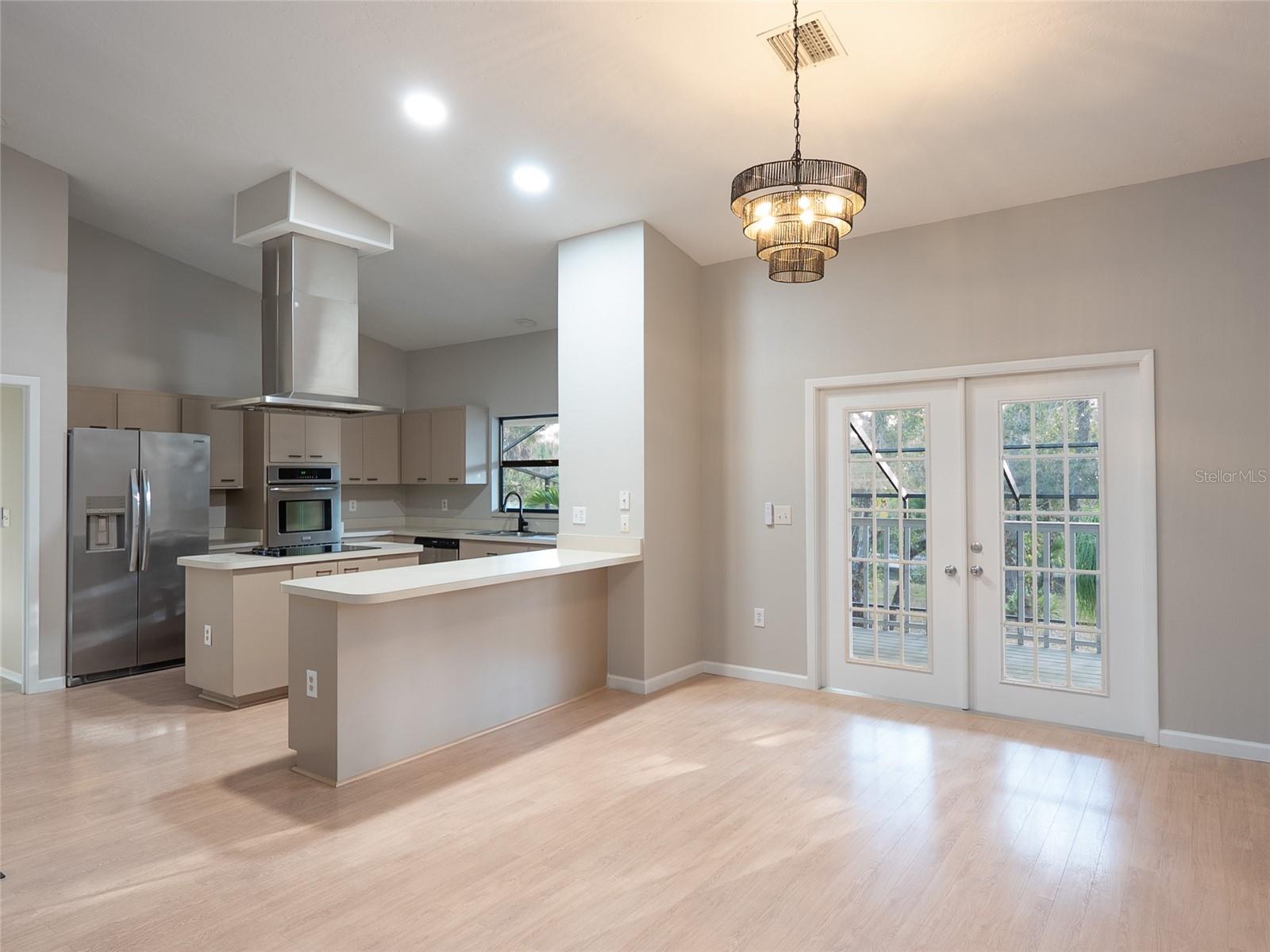 NORTH VENICE FARMS AND EVERGLA-667100 - Residential