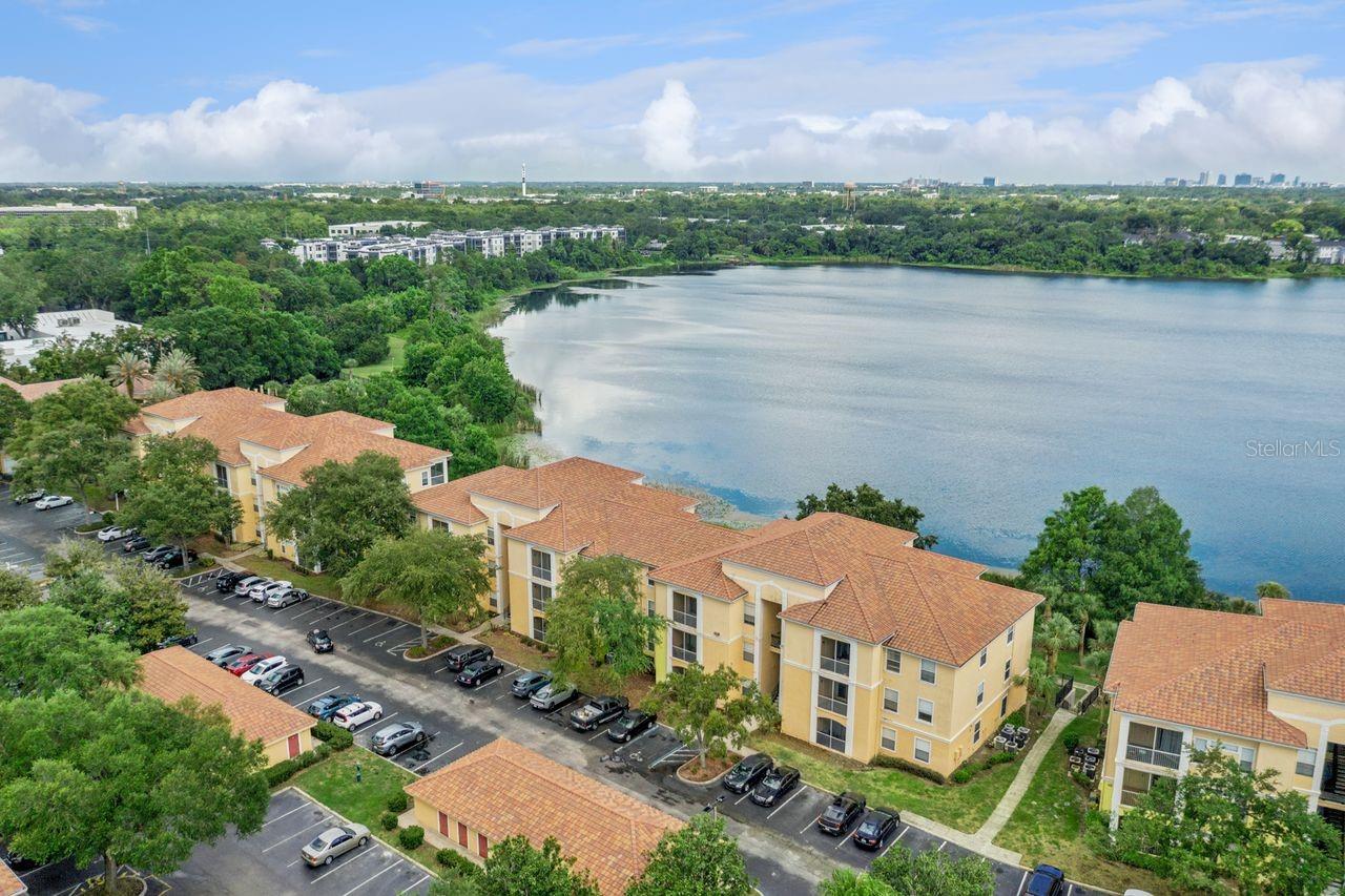 VISCONTI WEST CONDO - Residential