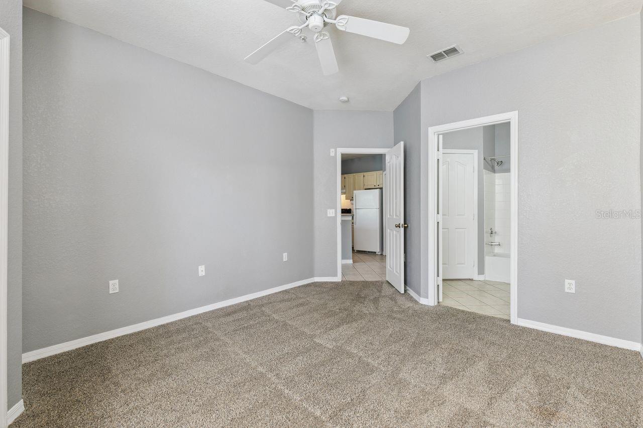 VISCONTI WEST CONDO - Residential