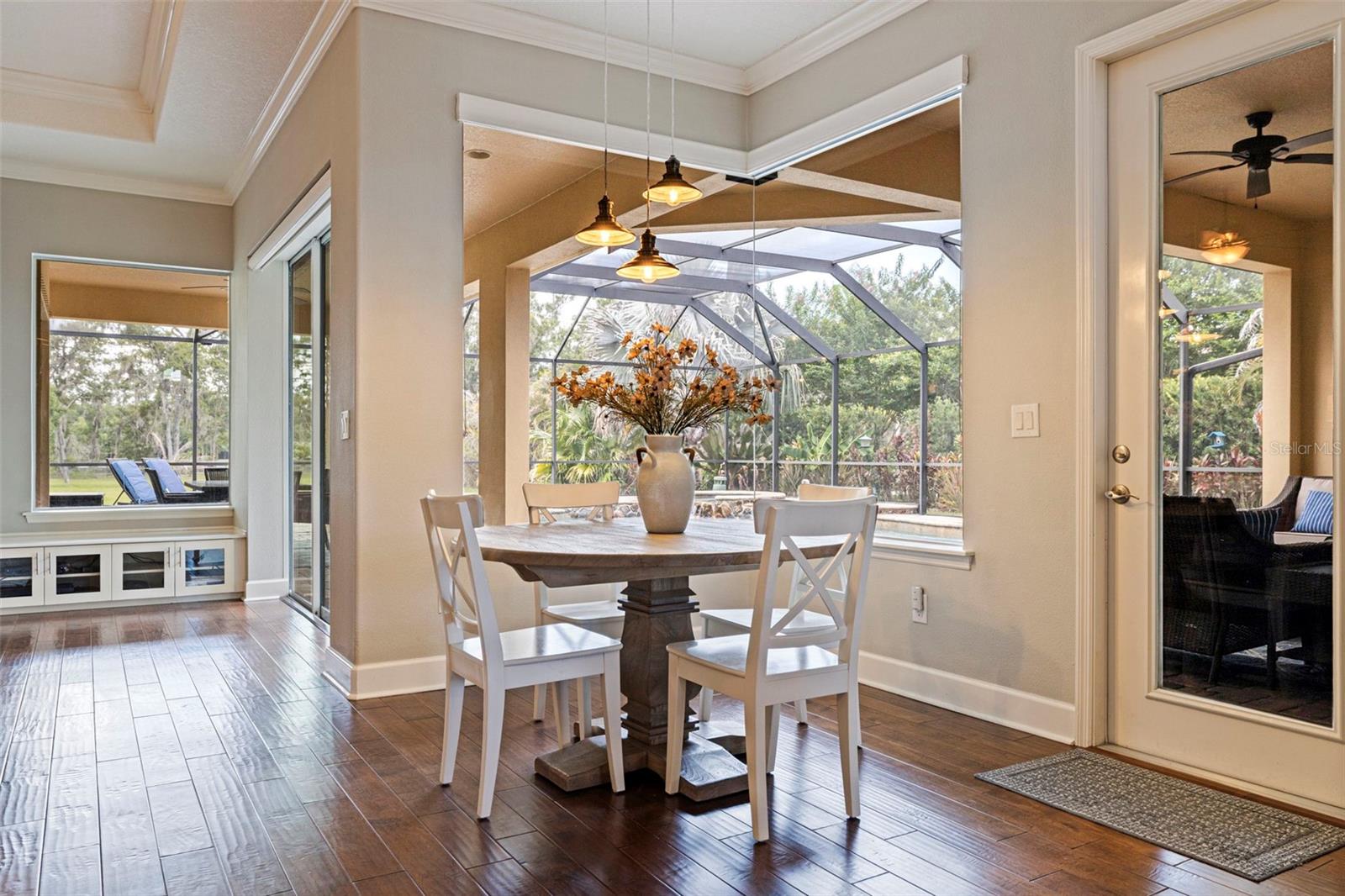 FOXWOOD ESTATES - Residential