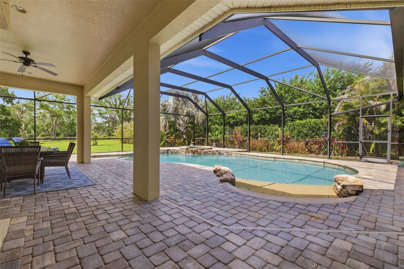 FOXWOOD ESTATES - Residential