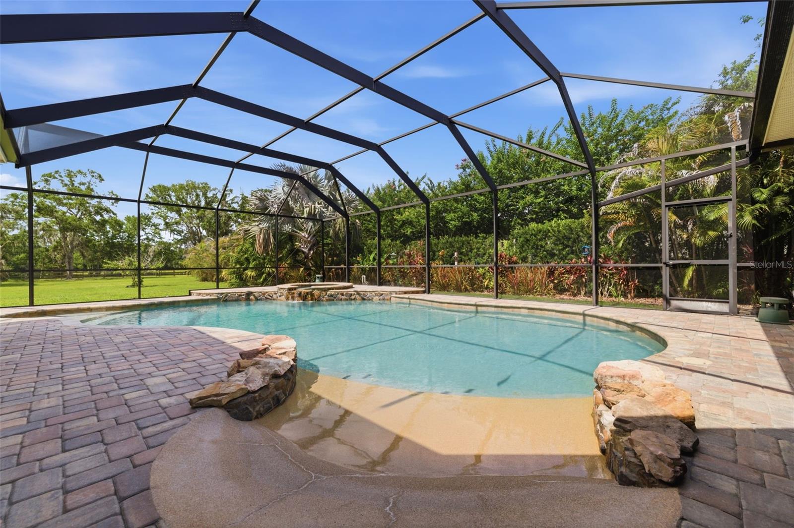 FOXWOOD ESTATES - Residential