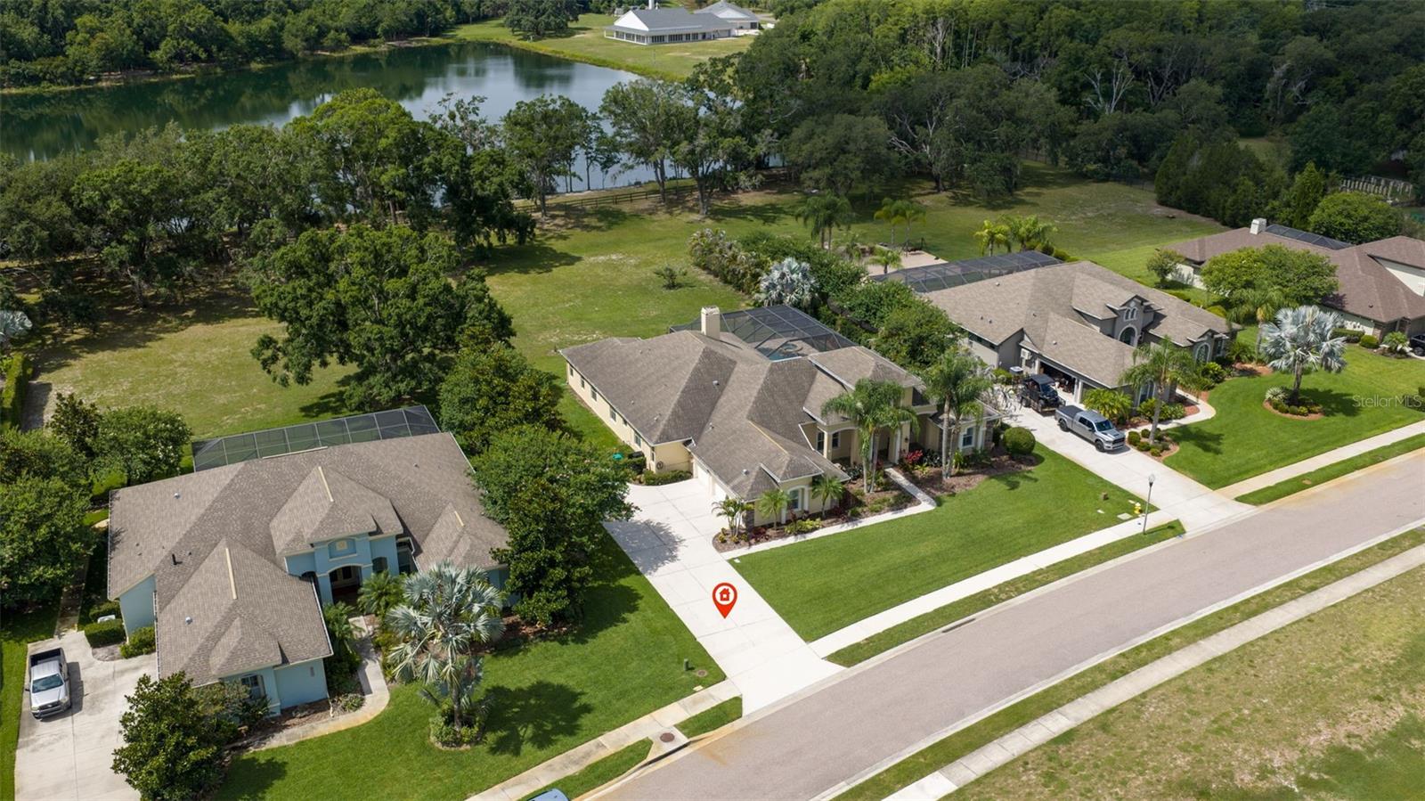 FOXWOOD ESTATES - Residential