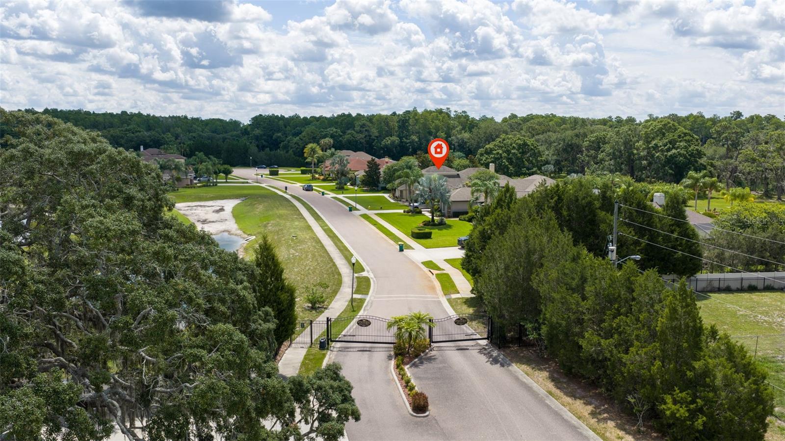 FOXWOOD ESTATES - Residential