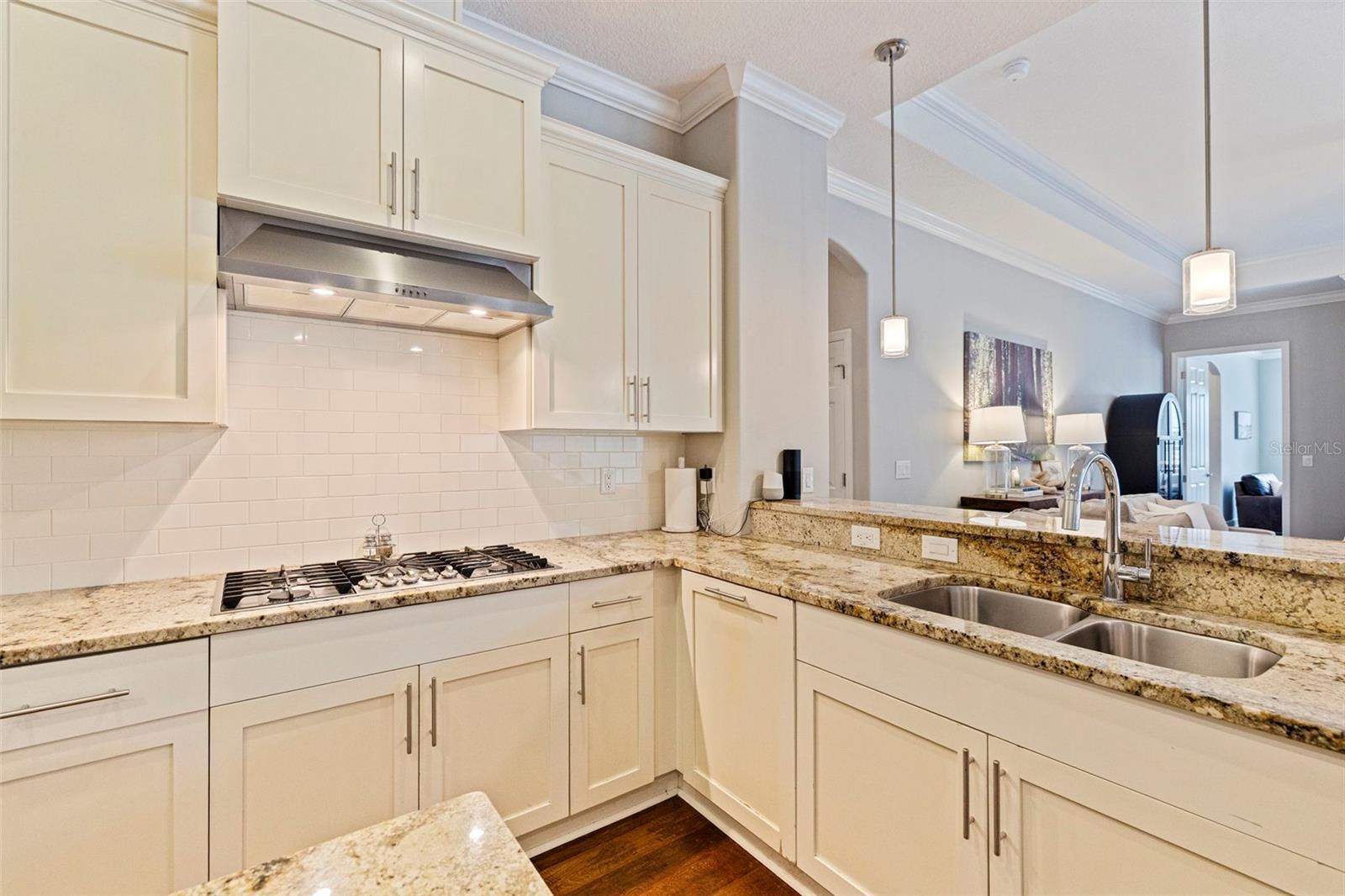 FOXWOOD ESTATES - Residential