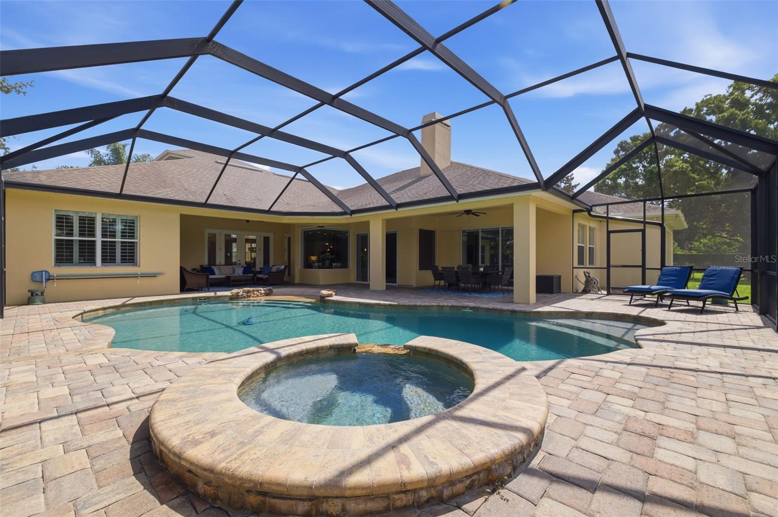 FOXWOOD ESTATES - Residential