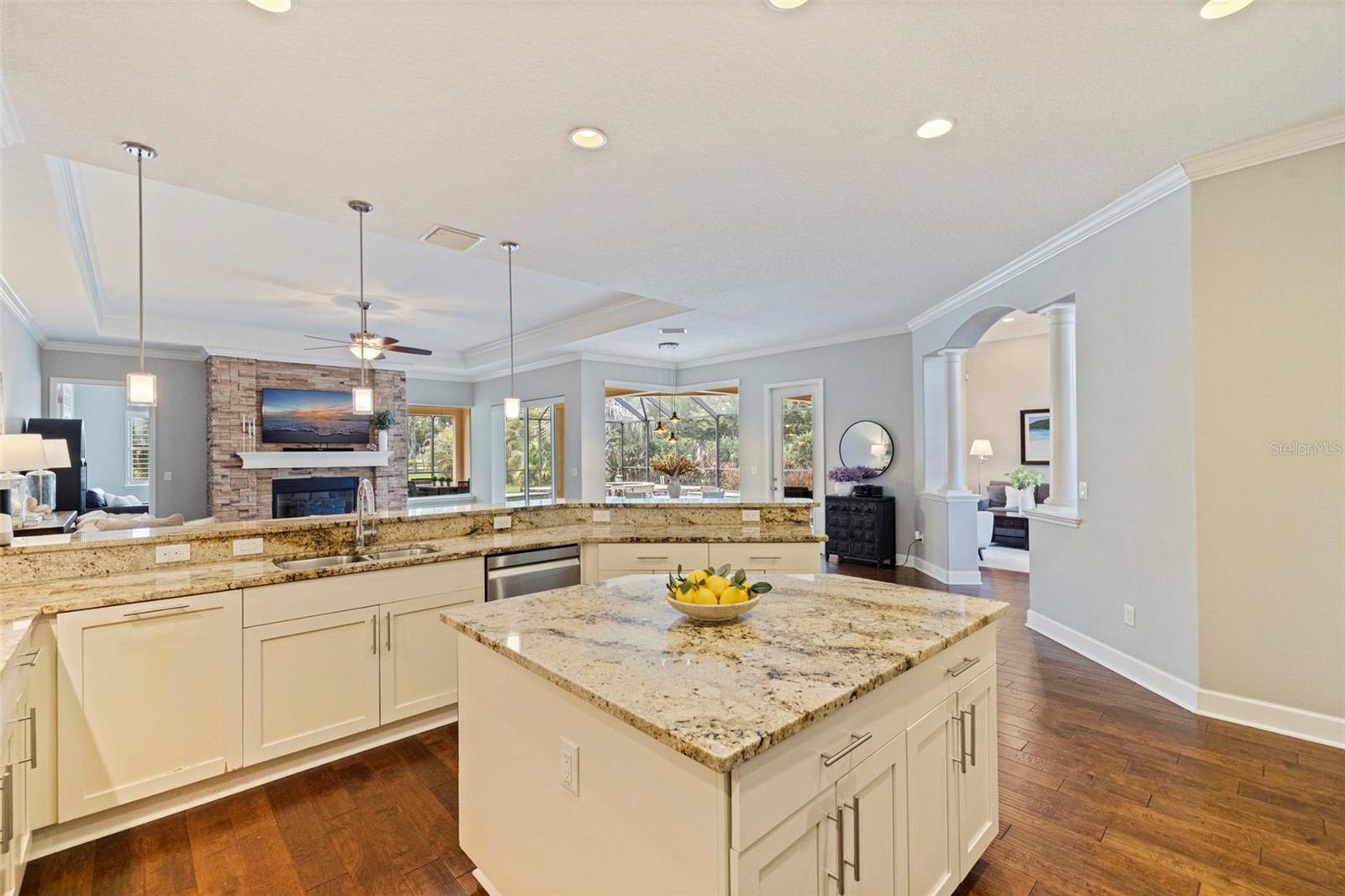 FOXWOOD ESTATES - Residential