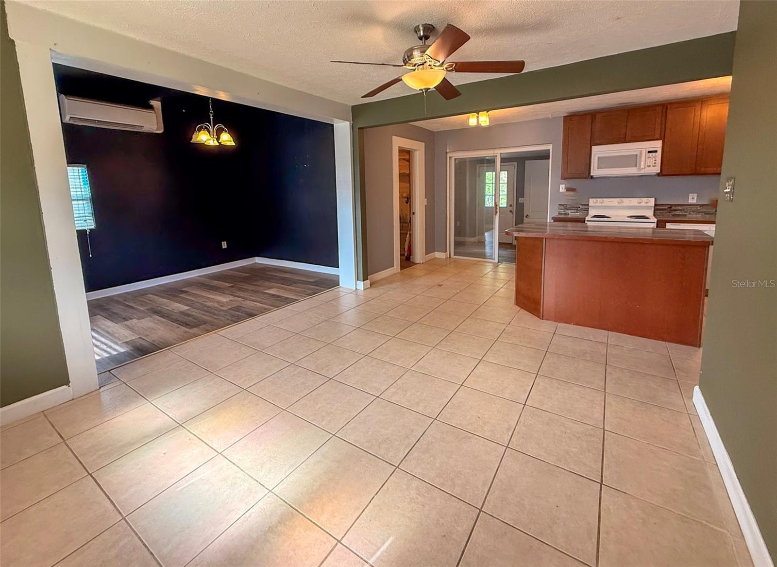 GOLDEN ISLE - Residential