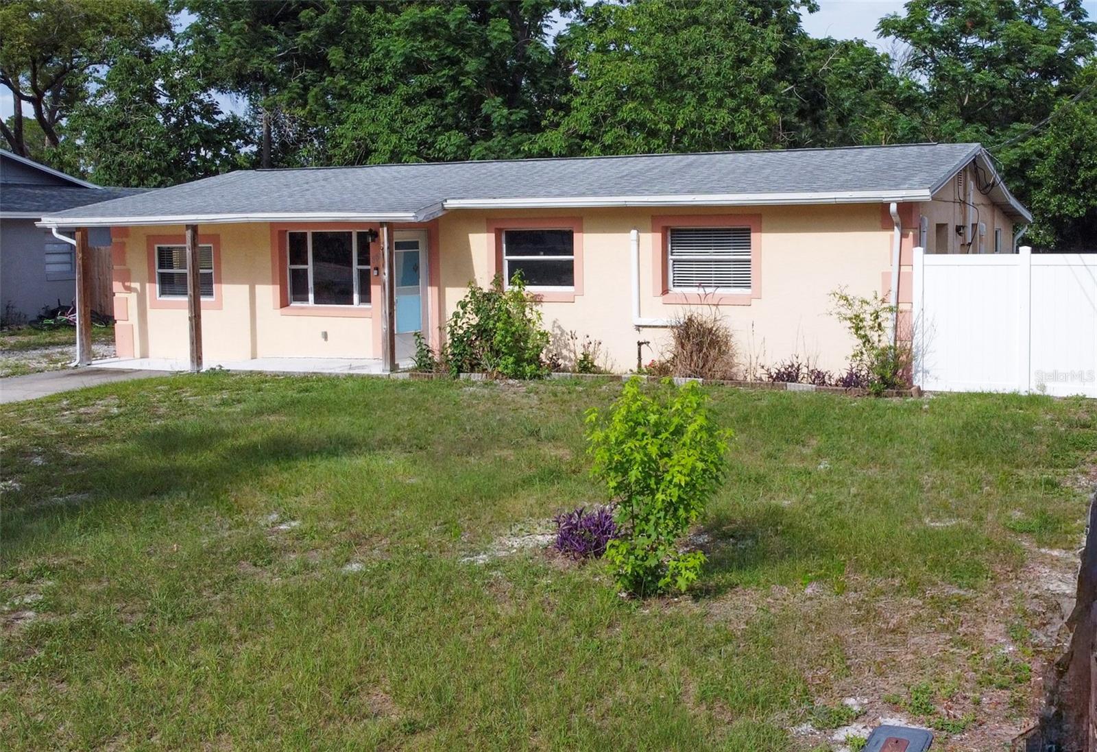 GOLDEN ISLE - Residential