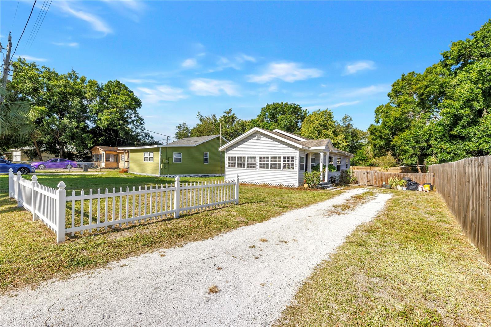 PINECREST - Residential