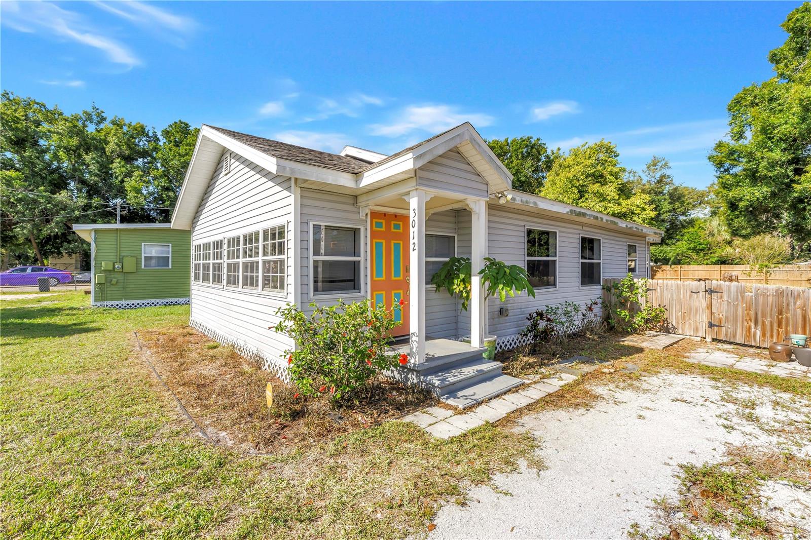 PINECREST - Residential