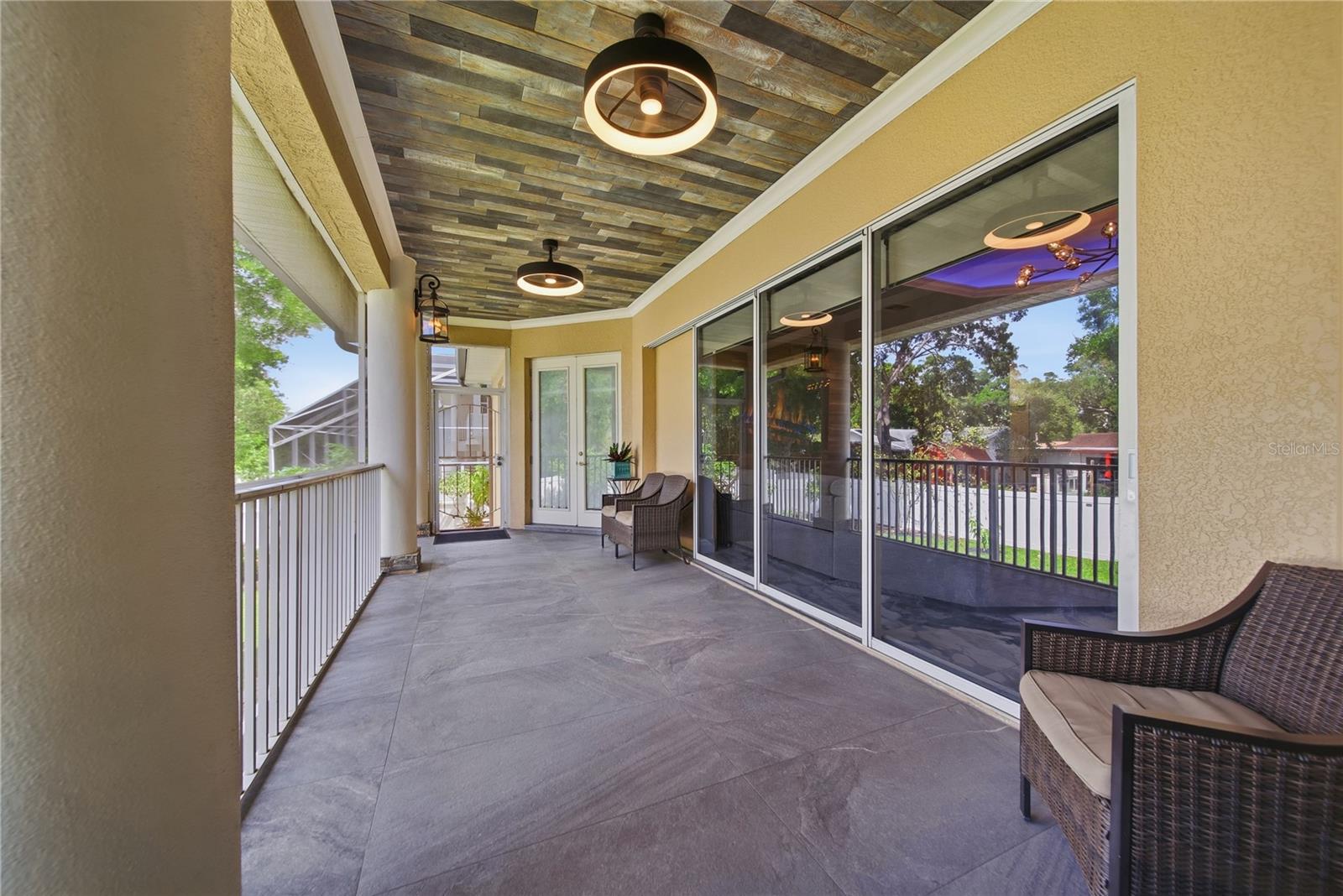 LAKE SEMINOLE PARK TRAILS - Residential
