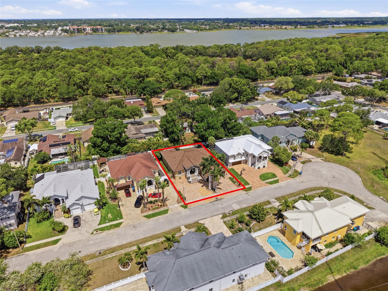 LAKE SEMINOLE PARK TRAILS - Residential