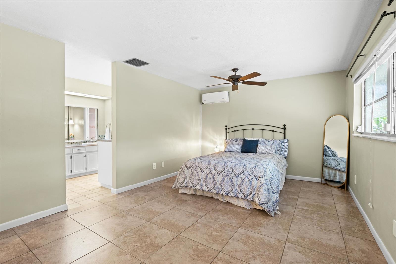 SEMINOLE LAKE GOLF & COUNTRY CLUB ESTATES - Residential