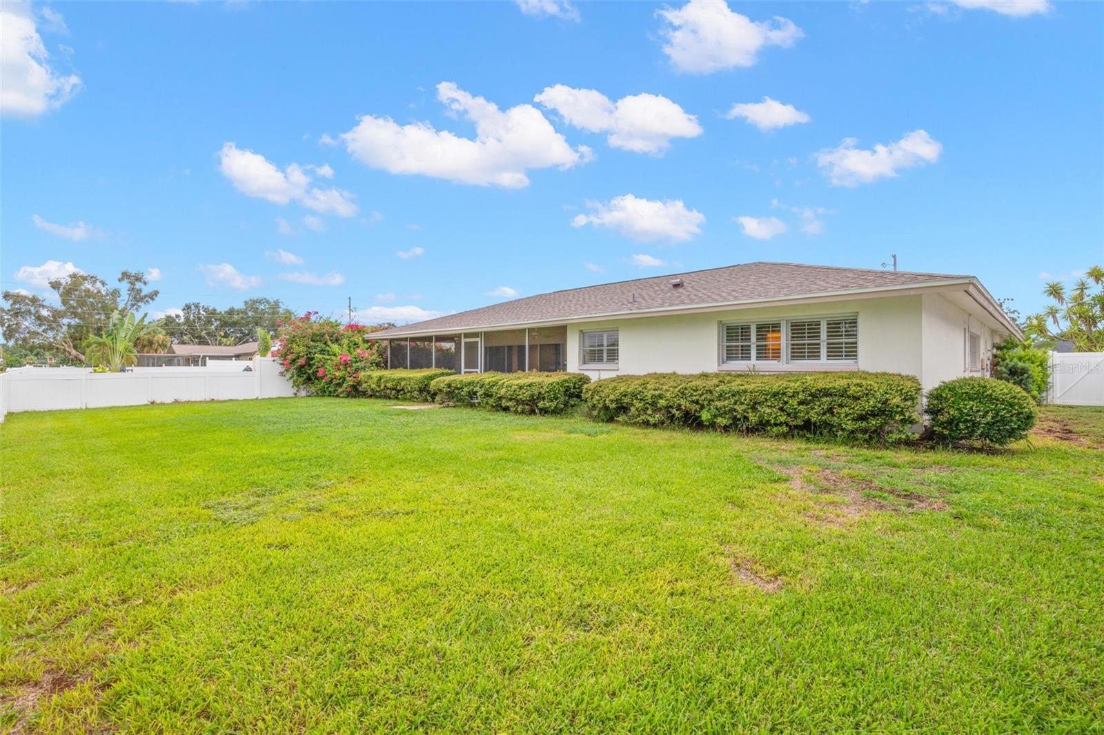 SEMINOLE LAKE GOLF & COUNTRY CLUB ESTATES - Residential
