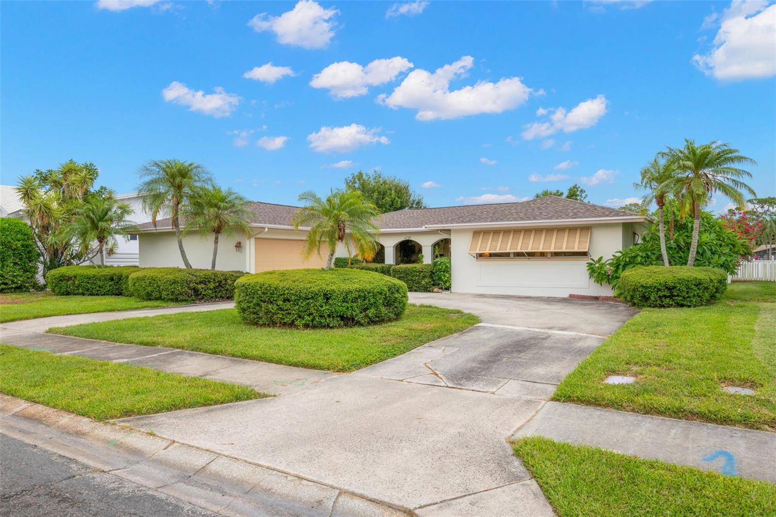 SEMINOLE LAKE GOLF & COUNTRY CLUB ESTATES - Residential