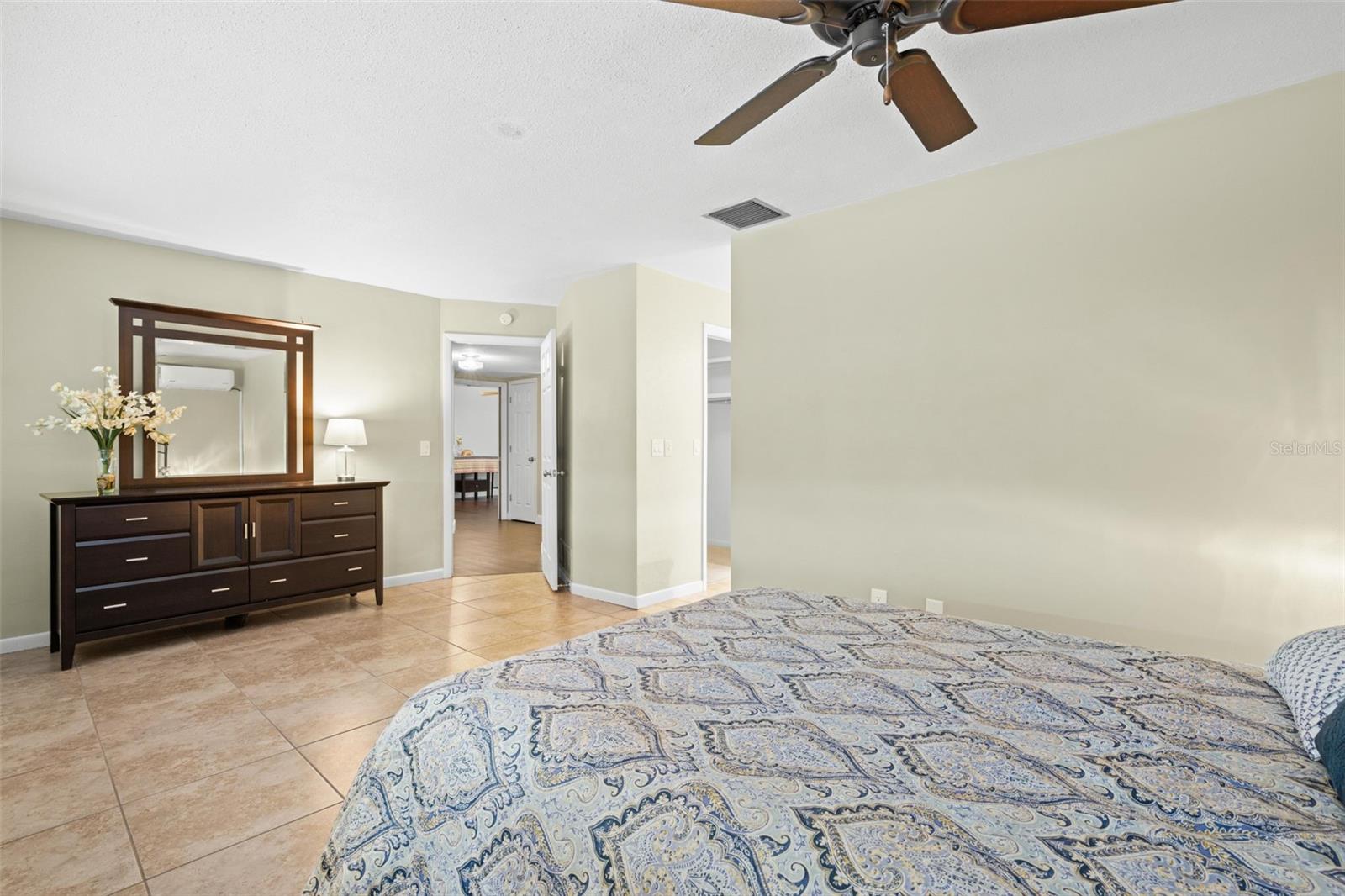 SEMINOLE LAKE GOLF & COUNTRY CLUB ESTATES - Residential