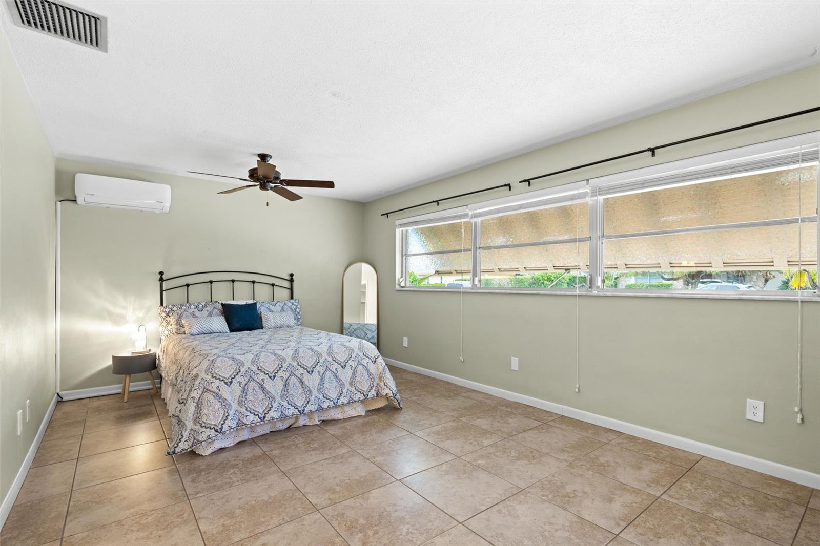 SEMINOLE LAKE GOLF & COUNTRY CLUB ESTATES - Residential